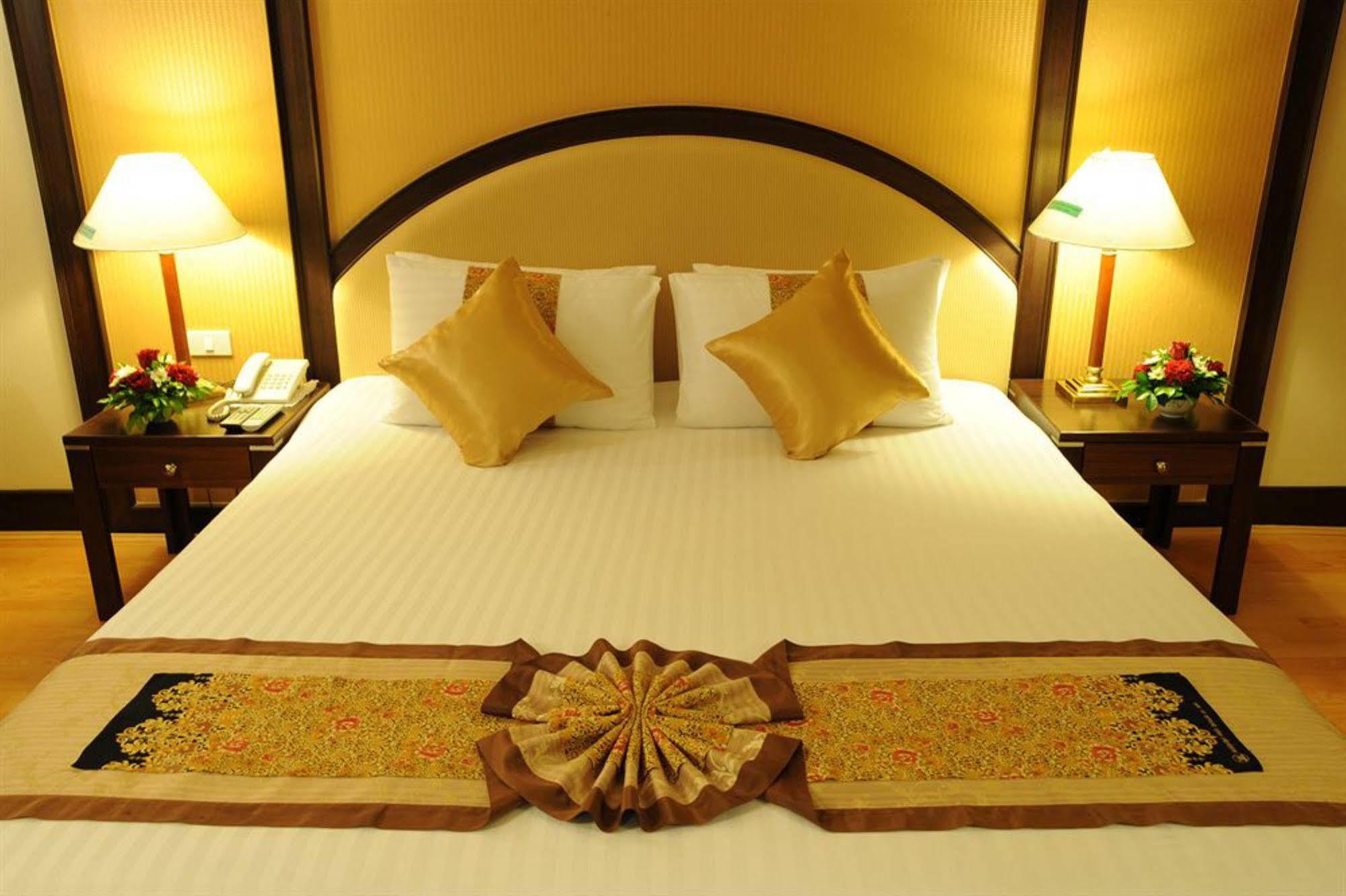 New Season Hotel Hat Yai Eksteriør billede