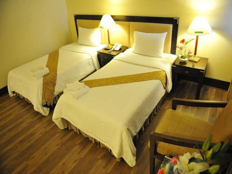 New Season Hotel Hat Yai Eksteriør billede